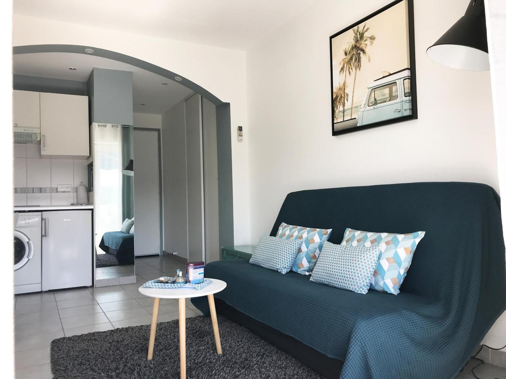 Plage Et Hippodrome Apartment Cagnes-sur-Mer Ngoại thất bức ảnh